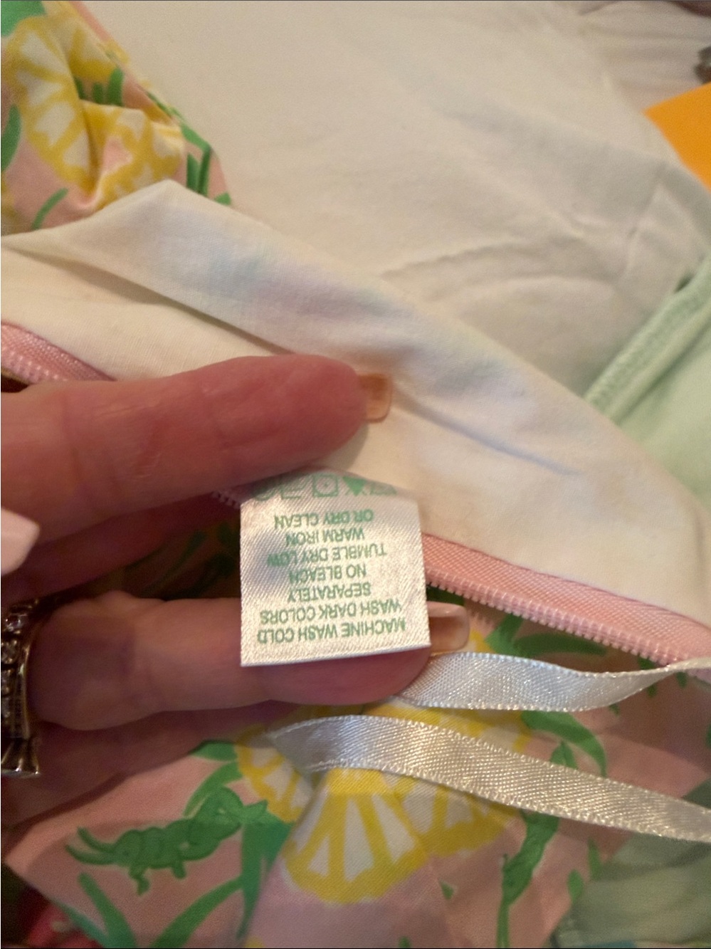 Lilly Pulitzer Pink Pineapple Print Scallop-Trim Skort Vintage - Picture 7 of 7